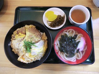 対馬うどん茶屋カツ丼.jpg